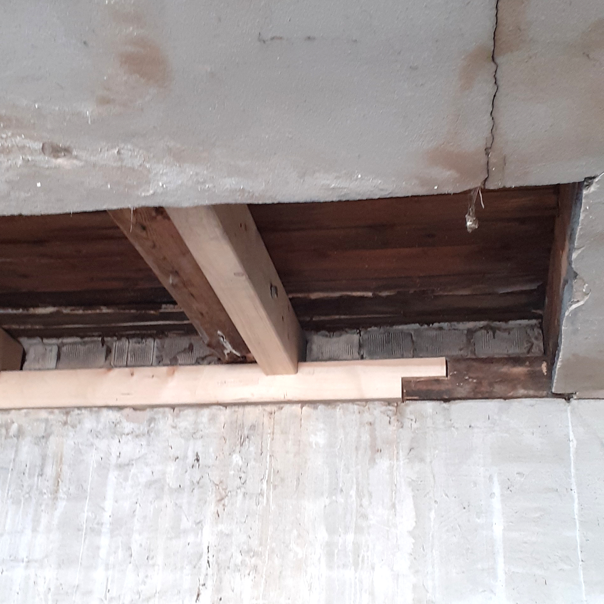 Holzunterkonstruktion